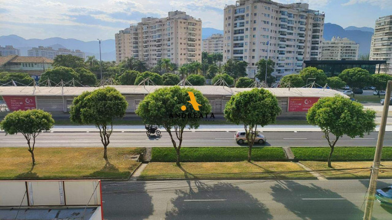 Imagem Sala Comercial à Venda, 290 m² em Recreio Dos Bandeirantes - Rio De Janeiro Imagem Sala Comercial à Venda, 290 m² em Recreio Dos Bandeirantes - Rio De Janeiro