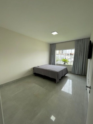 Imagem Casa com 2 Quartos à Venda, 120 m² em Universitário - Tijucas