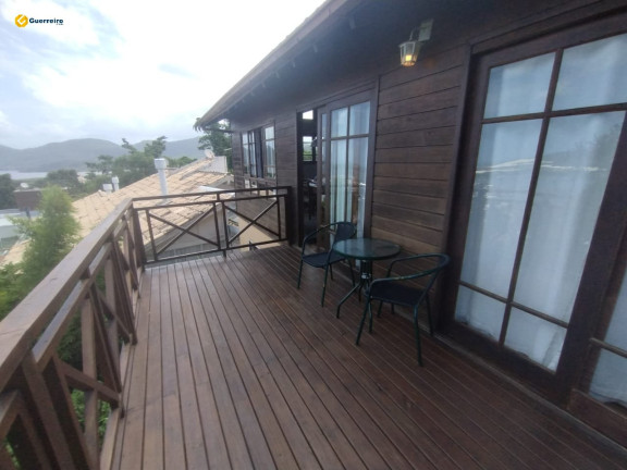Imagem Casa com 3 Quartos à Venda, 657 m² em Lagoa Da Conceição - Florianópolis Imagem Casa com 3 Quartos à Venda, 657 m² em Lagoa Da Conceição - Florianópolis