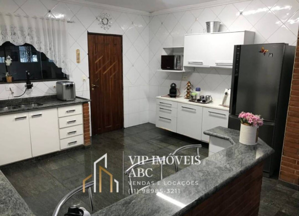 Imagem Sobrado com 3 Quartos à Venda, 260 m² em Santa Maria - Santo André