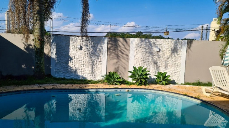 Imagem Casa com 3 Quartos à Venda, 250 m² em Chácara Das Paineiras - Carapicuíba Imagem Casa com 3 Quartos à Venda, 250 m² em Chácara Das Paineiras - Carapicuíba