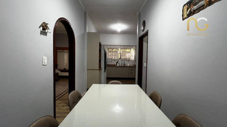 Imagem Casa com 3 Quartos à Venda, 185 m² em Vila Assunção - Praia Grande Imagem Casa com 3 Quartos à Venda, 185 m² em Vila Assunção - Praia Grande