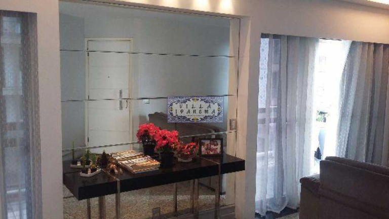 Imagem Apartamento com 4 Quartos à Venda, 180 m² em Vital Brasil - Niterói