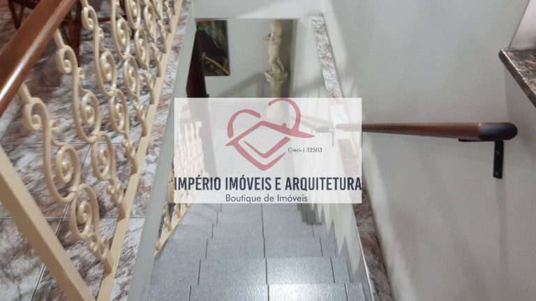 Imagem Casa com 3 Quartos à Venda, em Centro - Caraguatatuba Imagem Casa com 3 Quartos à Venda, em Centro - Caraguatatuba