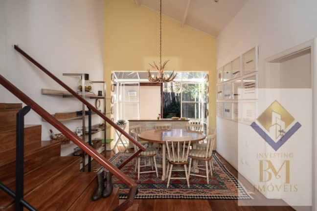 Imagem Casa com 5 Quartos à Venda, 1 m² em Campos Do Jordão