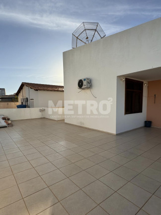 Imagem Casa com 4 Quartos à Venda, 370 m² em Orla - Petrolina Imagem Casa com 4 Quartos à Venda, 370 m² em Orla - Petrolina