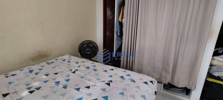 Imagem Casa com 4 Quartos à Venda, 375 m² em Maraponga - Fortaleza Imagem Casa com 4 Quartos à Venda, 375 m² em Maraponga - Fortaleza