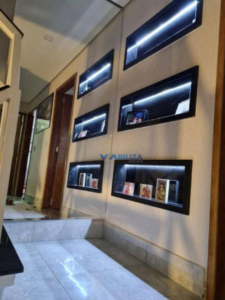 Imagem Sobrado com 3 Quartos à Venda, 226 m² em Parque Renato Maia - Guarulhos Imagem Sobrado com 3 Quartos à Venda, 226 m² em Parque Renato Maia - Guarulhos