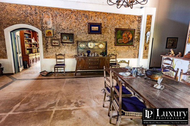 Imagem Casa com 5 Quartos à Venda, em Centro - Iguape Imagem Casa com 5 Quartos à Venda, em Centro - Iguape