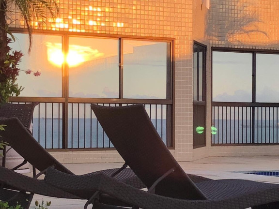 Imagem Imóvel com 4 Quartos à Venda, 413 m² em Praia Da Costa - Vila Velha Imagem Imóvel com 4 Quartos à Venda, 413 m² em Praia Da Costa - Vila Velha