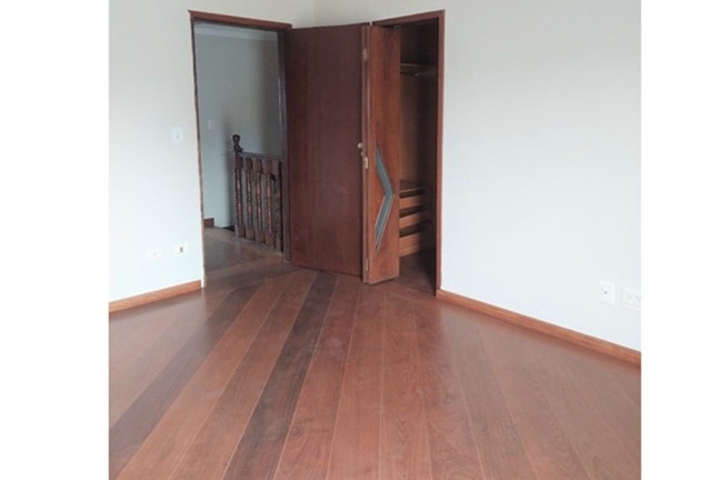 Imagem Casa com 3 Quartos à Venda, 248 m² em Vila Ivone - São Paulo Imagem Casa com 3 Quartos à Venda, 248 m² em Vila Ivone - São Paulo