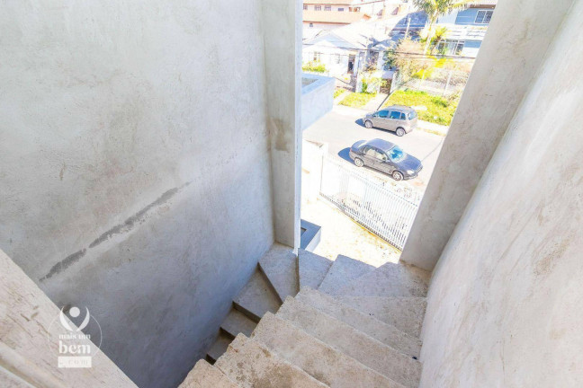 Imagem Sobrado com 3 Quartos à Venda, 133 m² em Capão Raso - Curitiba Imagem Sobrado com 3 Quartos à Venda, 133 m² em Capão Raso - Curitiba