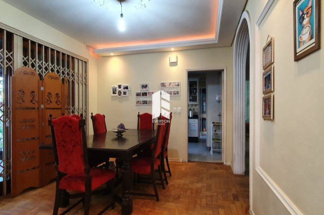 Imagem Casa com 3 Quartos à Venda, 896 m² em Nossa Senhora De Lourdes - Santa Maria Imagem Casa com 3 Quartos à Venda, 896 m² em Nossa Senhora De Lourdes - Santa Maria