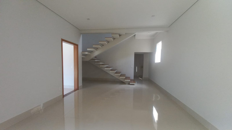 Imagem Casa com 3 Quartos à Venda, 570 m² em Condomínio Portal De Bragança - Bragança Paulista Imagem Casa com 3 Quartos à Venda, 570 m² em Condomínio Portal De Bragança - Bragança Paulista