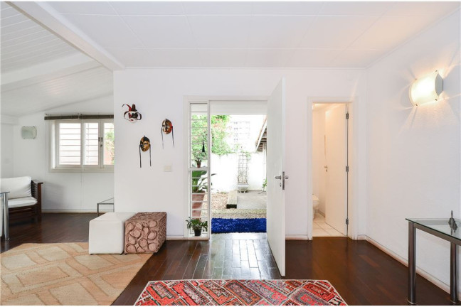 Imagem Casa com 2 Quartos à Venda, em Vila Sônia - São Paulo Imagem Casa com 2 Quartos à Venda, em Vila Sônia - São Paulo