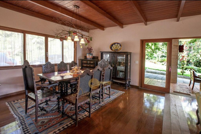 Imagem Casa com 4 Quartos à Venda, 400 m² em Parque Do Imbui - Teresópolis