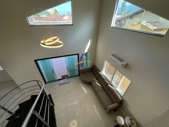 Imagem Casa com 5 Quartos à Venda, 261 m² em Flórida - Praia Grande Imagem Casa com 5 Quartos à Venda, 261 m² em Flórida - Praia Grande