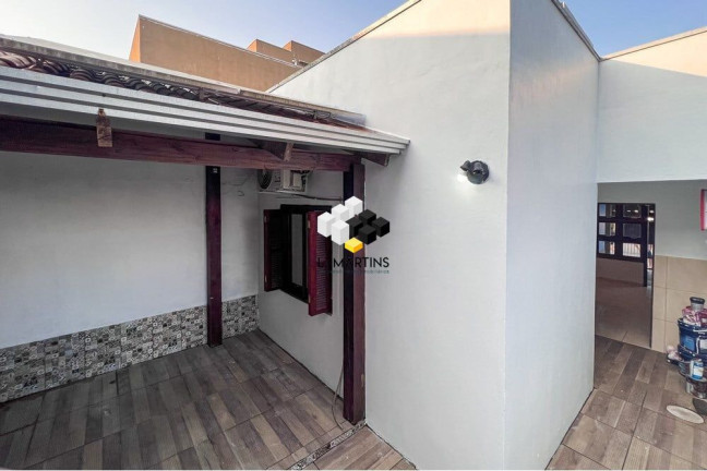 Imagem Casa com 2 Quartos à Venda, 45 m² em Olaria - Canoas