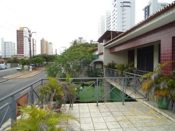 Imagem Casa com 4 Quartos à Venda, 300 m² em Lagoa Nova - Natal Imagem Casa com 4 Quartos à Venda, 300 m² em Lagoa Nova - Natal