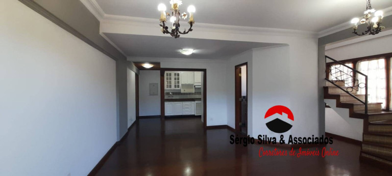 Imagem Apartamento com 3 Quartos à Venda, em Vila Capivari - Campos Do Jordão Imagem Apartamento com 3 Quartos à Venda, em Vila Capivari - Campos Do Jordão