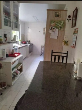 Imagem Casa com 3 Quartos à Venda, 168 m² em Alto Boqueirão - Curitiba Imagem Casa com 3 Quartos à Venda, 168 m² em Alto Boqueirão - Curitiba