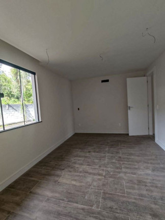 Imagem Casa com 5 Quartos à Venda, 450 m² em Golfe - Teresópolis Imagem Casa com 5 Quartos à Venda, 450 m² em Golfe - Teresópolis