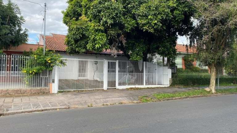 Casa com 2 Quartos à Venda, 189 m² em Tristeza - Porto Alegre