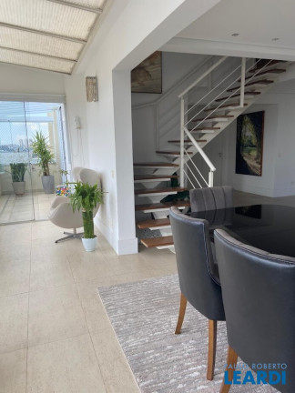 Imagem Cobertura com 2 Quartos à Venda, 227 m² em Centro - Santo André