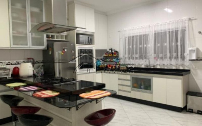 Casa de Condomínio com 5 Quartos à Venda, 250 m² em Urbanova - São José Dos Campos
