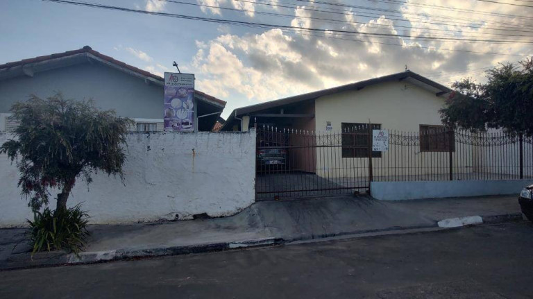 Casa com 3 Quartos à Venda, 505 m² em Vila Moraes - Iperó
