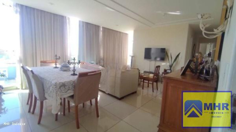 Imagem Apartamento com 2 Quartos à Venda, 70 m² em Itapuã - Vila Velha