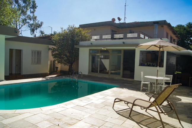 Casa com 4 Quartos à Venda, 377 m² em Alto De Pinheiros - São Paulo