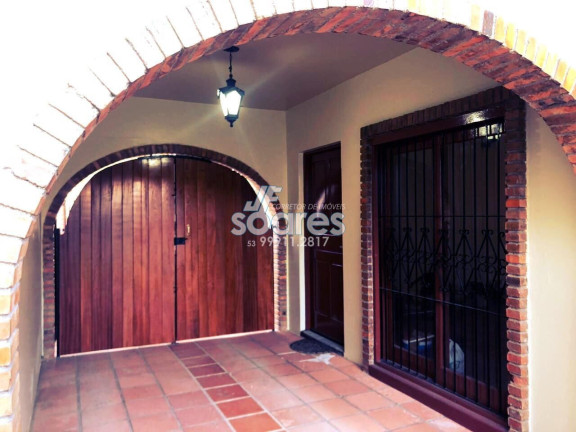 Imagem Casa com 4 Quartos à Venda, 288 m² em Laranjal - Pelotas Imagem Casa com 4 Quartos à Venda, 288 m² em Laranjal - Pelotas