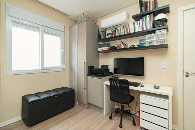 Imagem Apartamento com 2 Quartos à Venda, 74 m² em Cristo Redentor - Porto Alegre