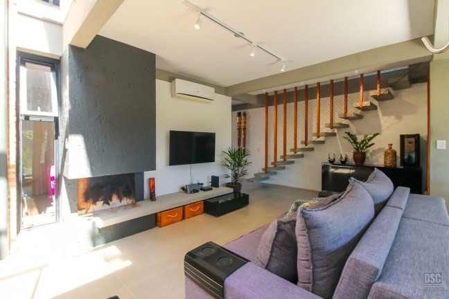Imagem Casa de Condomínio com 3 Quartos à Venda, 160 m² em Hípica - Porto Alegre