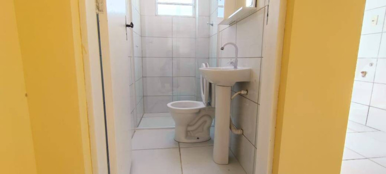 Imagem Apartamento com 2 Quartos à Venda,  em Lopes De Oliveira - Sorocaba
