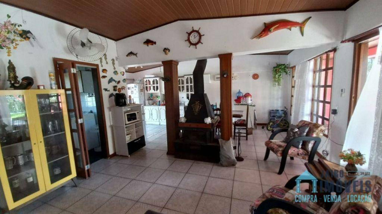 Imagem Casa com 4 Quartos à Venda, 160 m² em Tramandaí - Tramandaí Imagem Casa com 4 Quartos à Venda, 160 m² em Tramandaí - Tramandaí