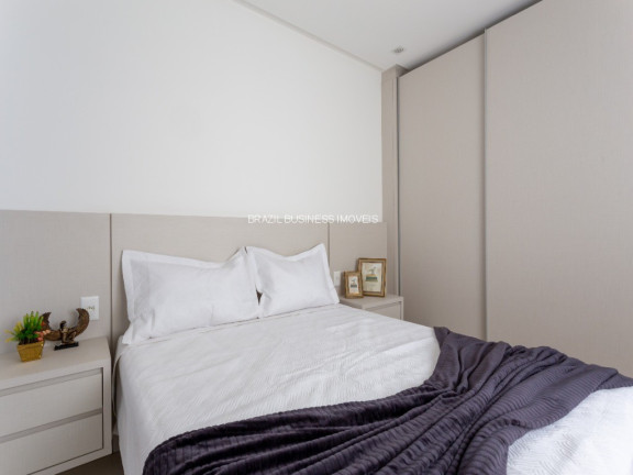 Imagem Imóvel com 3 Quartos à Venda, 122 m² em Centro - Balneário Camboriú