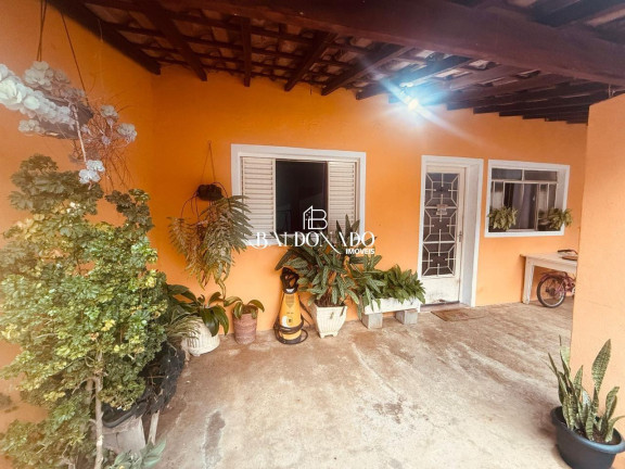 Imagem Casa com 3 Quartos à Venda, 250 m² em Centro - Joanópolis Imagem Casa com 3 Quartos à Venda, 250 m² em Centro - Joanópolis