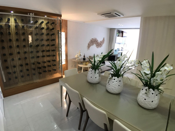 Imagem Imóvel com 4 Quartos à Venda, 132 m² em Praia Da Costa - Vila Velha Imagem Imóvel com 4 Quartos à Venda, 132 m² em Praia Da Costa - Vila Velha