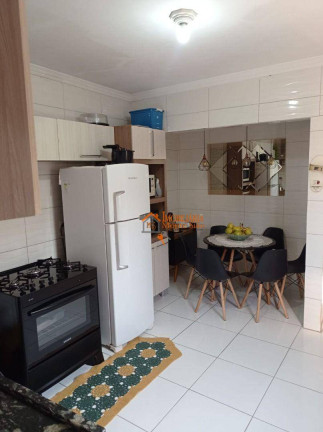 Imagem Sobrado com 3 Quartos à Venda, 230 m² em Parque Primavera - Guarulhos Imagem Sobrado com 3 Quartos à Venda, 230 m² em Parque Primavera - Guarulhos