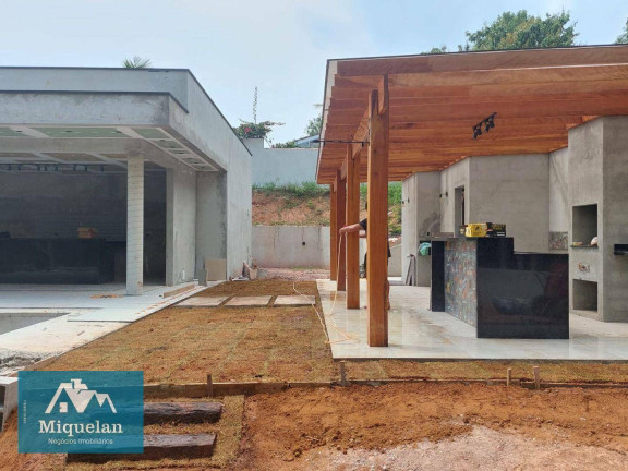 Imagem Casa com 3 Quartos à Venda, 330 m² em Santa Isabel - Santa Isabel Imagem Casa com 3 Quartos à Venda, 330 m² em Santa Isabel - Santa Isabel