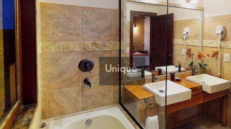 Imagem Casa com 4 Quartos à Venda, 250 m² em Ferradurinha - Armação Dos Búzios