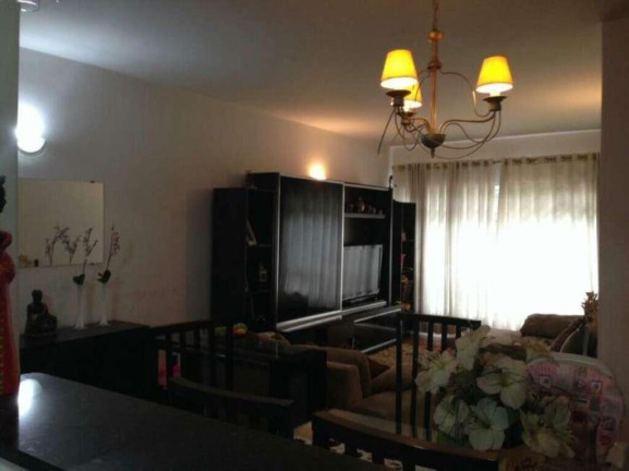 Apartamento com 2 Quartos à Venda,  em Vila Nova Conceição - São Paulo