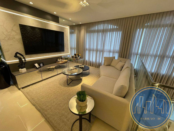 Imagem Apartamento com 3 Quartos à Venda, 240 m² em Centro - Balneário Camboriú Imagem Apartamento com 3 Quartos à Venda, 240 m² em Centro - Balneário Camboriú