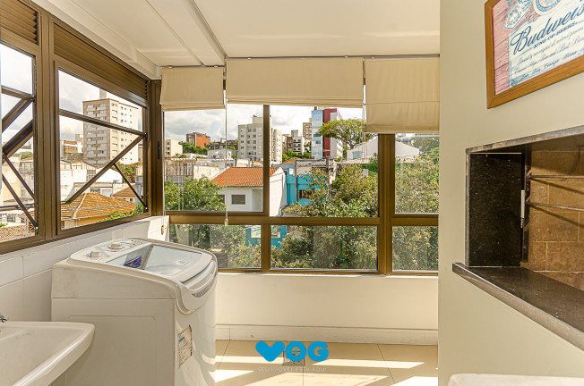 Imagem Imóvel com 2 Quartos à Venda, 80 m² em Petrópolis - Porto Alegre Imagem Imóvel com 2 Quartos à Venda, 80 m² em Petrópolis - Porto Alegre
