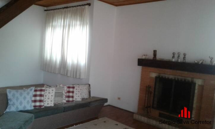 Imagem Casa com 3 Quartos à Venda, 400 m² em Vila Abernéssia - Campos Do Jordão Imagem Casa com 3 Quartos à Venda, 400 m² em Vila Abernéssia - Campos Do Jordão