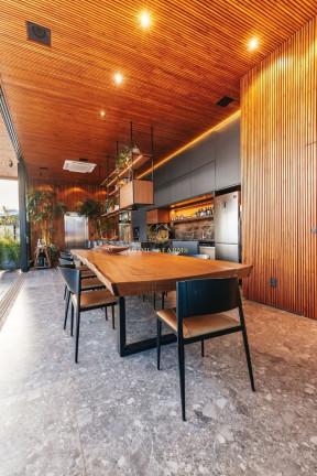 Imagem Casa com 4 Quartos à Venda, 600 m² em Residencial Mendanha - Goiânia Imagem Casa com 4 Quartos à Venda, 600 m² em Residencial Mendanha - Goiânia