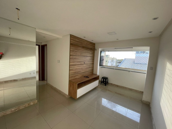 Imagem Apartamento com 2 Quartos à Venda, 46 m² em Jardim Cajazeiras - Salvador