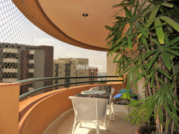 Apartamento com 4 Quartos à Venda, 216 m² em Panamby - São Paulo
